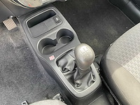 Mitsubishi - 2019 - space star - personenauto - afbeelding 15 van  19