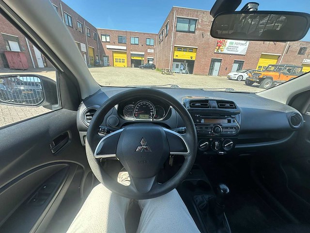 Mitsubishi - 2020 - space star - 1.0 cool+ - personenauto - afbeelding 5 van  19