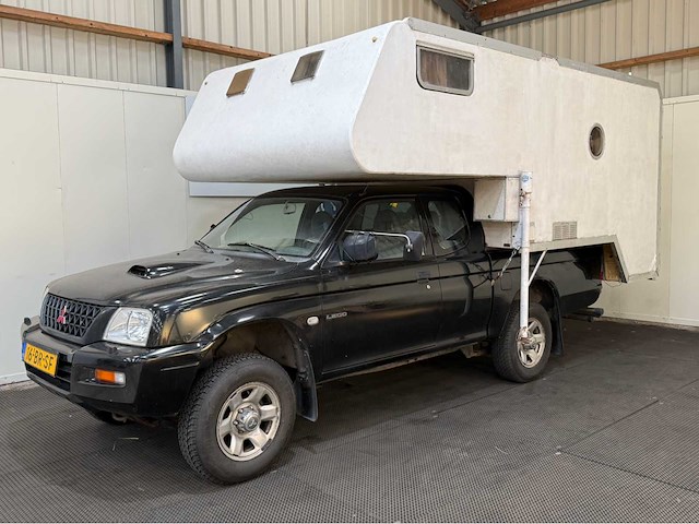 Mitsubishi - 4x4 - l 200 2.5 tdi club cab - camper - 2004 - afbeelding 1 van  1