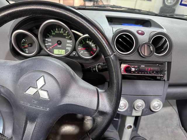 Mitsubishi - colt czc - 1.5 invite - 65-tf-jt- 2006 - afbeelding 5 van  5