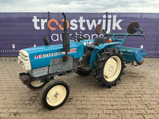Mitsubishi - d2350 - compacttractor - afbeelding 1 van  6