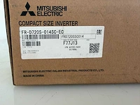 Mitsubishi - d700-sc - frequentieomvormer - afbeelding 2 van  5