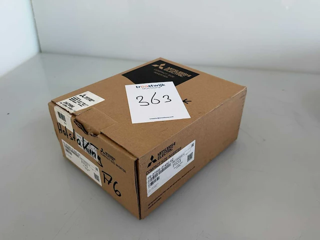 Mitsubishi - d700-sc - frequentieomvormer - afbeelding 5 van  5