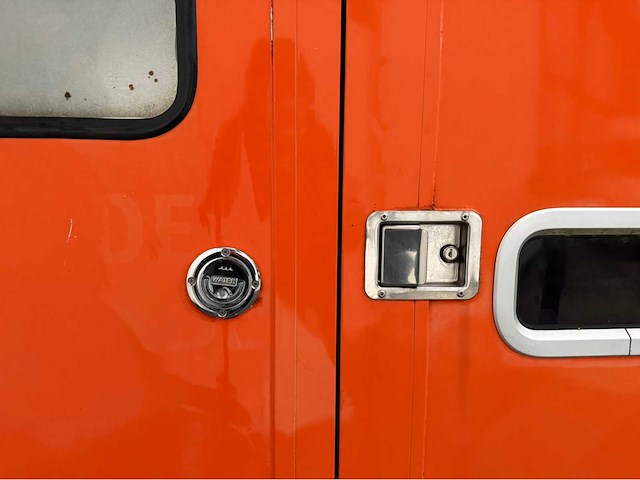 Mitsubishi - l 200 - 4x4 - ex reddingsbrigade - bedrijfswagen - 2006 - afbeelding 20 van  35