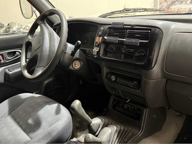 Mitsubishi - l 200 - 4x4 - ex reddingsbrigade - bedrijfswagen - 2006 - afbeelding 21 van  35