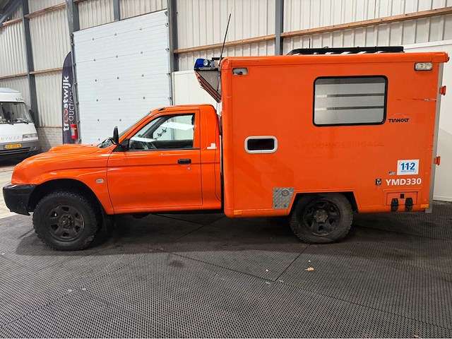Mitsubishi - l 200 - 4x4 - ex reddingsbrigade - bedrijfswagen - 2006 - afbeelding 30 van  35