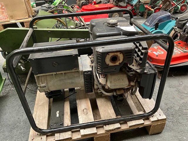 Mitsubishi - mgk 5000 - stroomgenerator - afbeelding 2 van  6