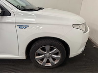 Mitsubishi - outlander - 2.0 phev - business ed - personenauto - 2014 - afbeelding 25 van  31