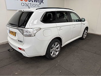 Mitsubishi - outlander - 2.0 phev - business ed - personenauto - 2014 - afbeelding 31 van  31