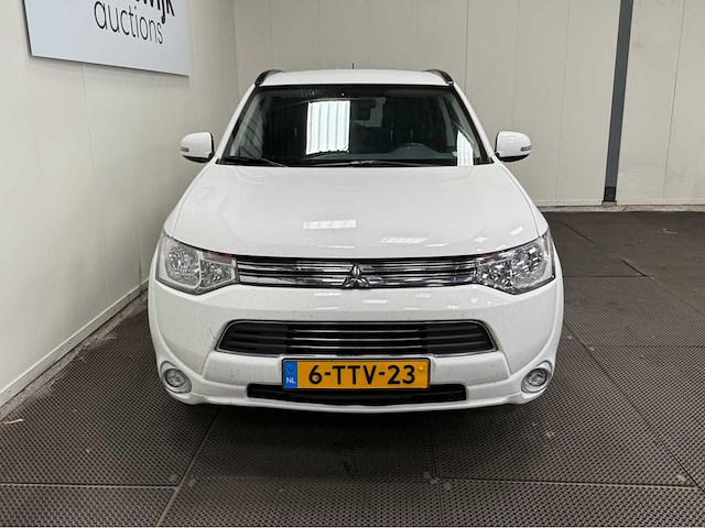 Mitsubishi - outlander - 2.0 phev - business ed - personenauto - 2014 - afbeelding 12 van  31