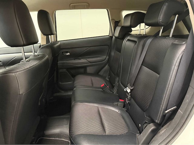Mitsubishi - outlander - 2.0 phev - business ed - personenauto - 2014 - afbeelding 5 van  31