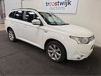 Mitsubishi - outlander - 2.0 phev - business ed - personenauto - 2014 - afbeelding 28 van  31