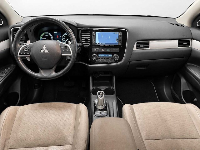Mitsubishi - outlander - 2.0 phev instyle - 2-slh-57 - 2013 iaw - afbeelding 4 van  13