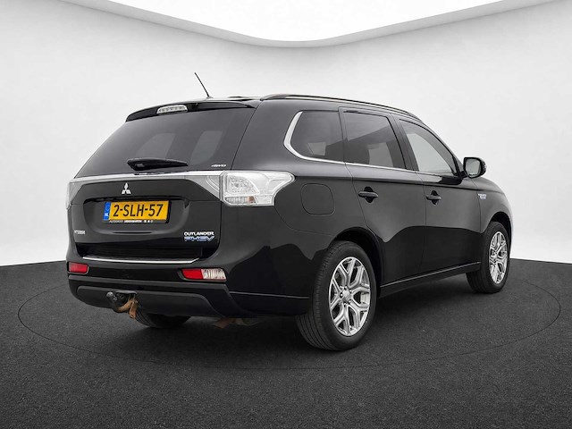 Mitsubishi - outlander - 2.0 phev instyle - 2-slh-57 - 2013 iaw - afbeelding 9 van  13