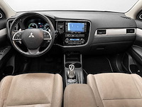 Mitsubishi - outlander - 2.0 phev instyle - 2-slh-57 - 2013 iaw - afbeelding 4 van  13