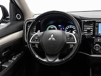 Mitsubishi - outlander - 2.0 phev instyle - 2-slh-57 - 2013 iaw - afbeelding 5 van  13