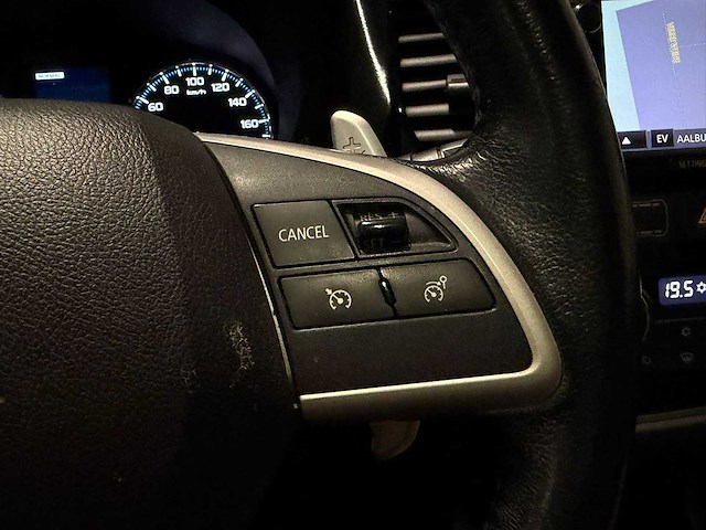 Mitsubishi - outlander - 2.0 phev instyle - 2-slh-57- 2013 iaw - afbeelding 3 van  28