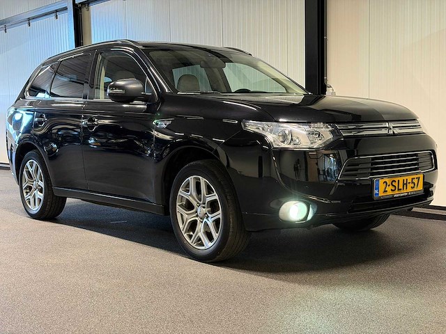 Mitsubishi - outlander - 2.0 phev instyle - 2-slh-57- 2013 iaw - afbeelding 18 van  28