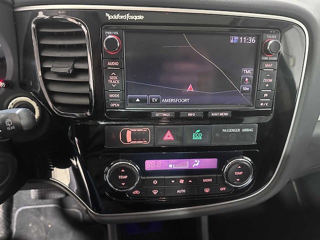 Mitsubishi - outlander - 2.0 phev instyle - 6-trz-39- 2014 - afbeelding 4 van  23