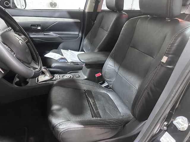 Mitsubishi - outlander - 2.0 phev instyle - 6-trz-39- 2014 - afbeelding 6 van  23