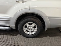 Mitsubishi - pajero - 7 persoons - 4x4 - benzine - personenauto - 2000 - afbeelding 26 van  35