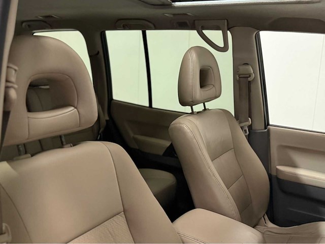 Mitsubishi - pajero - 7 persoons - 4x4 - benzine - personenauto - 2000 - afbeelding 8 van  35