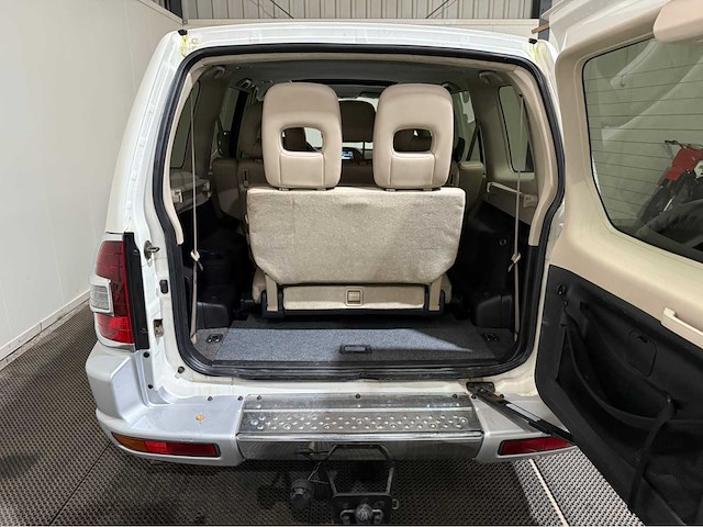 Mitsubishi - pajero - 7 persoons - 4x4 - benzine - personenauto - 2000 - afbeelding 35 van  35