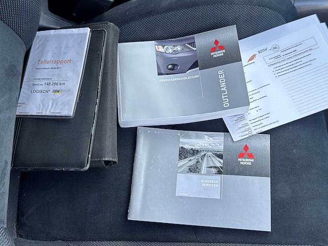 Mitsubishi -outlander 2.4 intense+ special edition | 23-lsg-5 - afbeelding 26 van  32