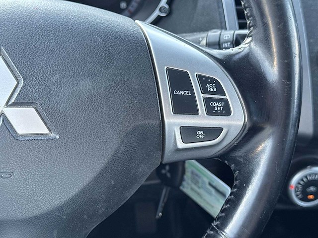 Mitsubishi -outlander 2.4 intense+ special edition 4-wd 7-persoons | 23-lsg-5 - afbeelding 11 van  32