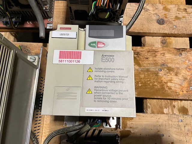 Mitsubishi a500 + e500 frequentieregelaar (5x) - afbeelding 10 van  12