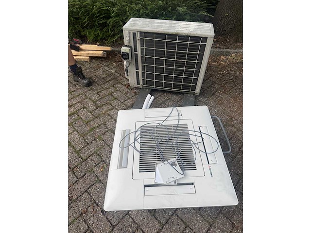 Mitsubishi airco binnen+ buiten unit (2x) - afbeelding 13 van  17