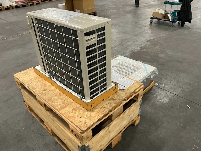 Mitsubishi airconditioning set - afbeelding 9 van  14