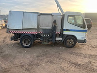 Mitsubishi canter vuilniswagen (groen gas) - afbeelding 11 van  15