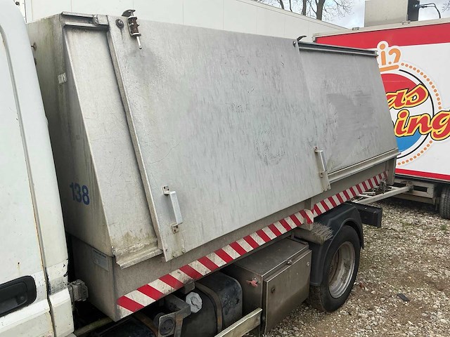 Mitsubishi canter vuilniswagen - afbeelding 7 van  10