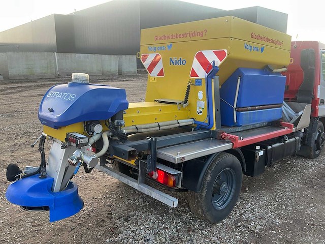 Mitsubishi canter zoutstrooier met sneeuwschuif - afbeelding 4 van  23