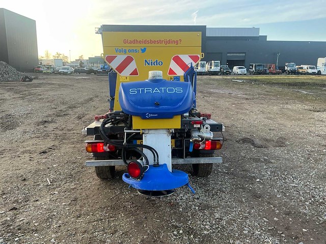 Mitsubishi canter zoutstrooier met sneeuwschuif - afbeelding 21 van  23