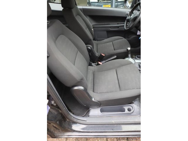 Mitsubishi colt 1.1 cz3 | benzine | kenteken: 75-sn-zv - afbeelding 13 van  35