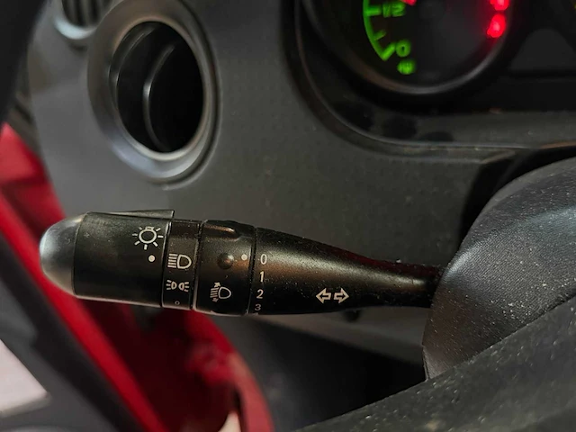 Mitsubishi colt 1.1 incharge | 18-zl-sj - afbeelding 2 van  2
