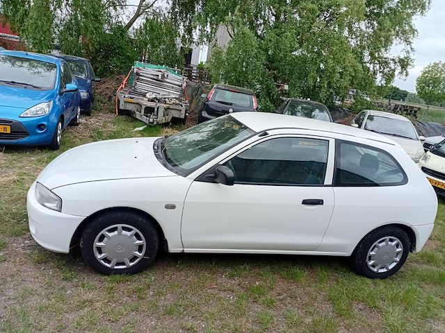 Mitsubishi colt 1.3 family, 79-pd-bg - afbeelding 8 van  9