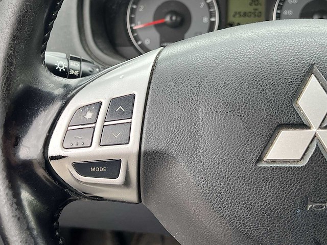 Mitsubishi colt 1.3 intro edition | 32-hsj-9 - afbeelding 9 van  29