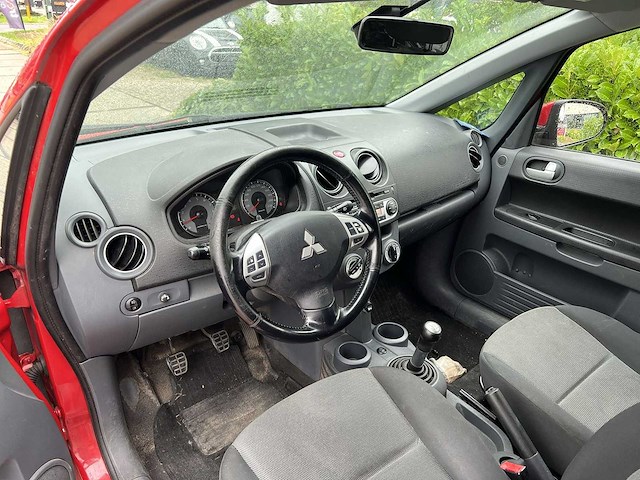 Mitsubishi colt 1.3 intro edition | 32-hsj-9 - afbeelding 23 van  29