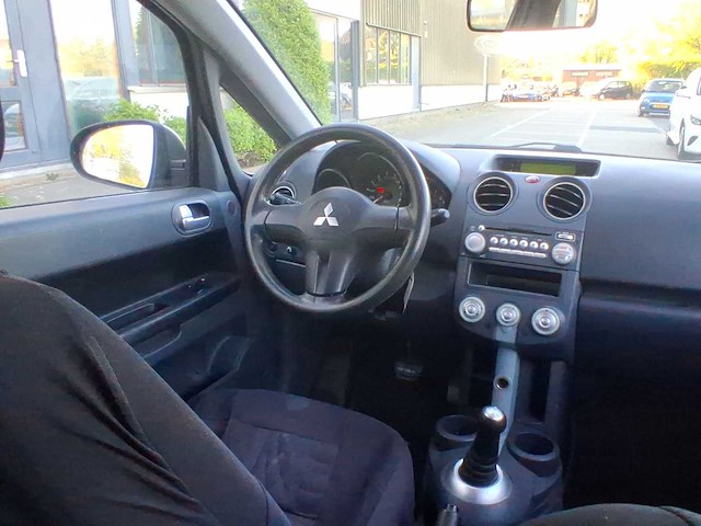 Mitsubishi colt 1.3 invite+ 2008 | 30-zl-fb - afbeelding 1 van  24