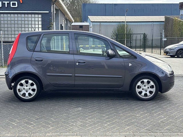 Mitsubishi colt 1.3 invite | 35-sr-xb - afbeelding 9 van  22