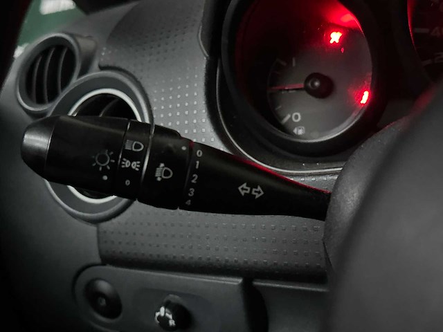 Mitsubishi colt 1.3 invite 95pk 2006 (origineel-nl), 03-sp-lh - afbeelding 13 van  31