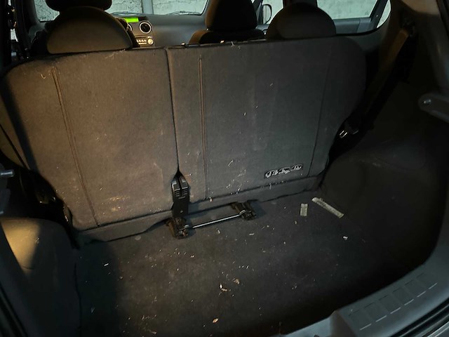 Mitsubishi colt 1.3 invite 95pk 2006 (origineel-nl), 03-sp-lh - afbeelding 22 van  31