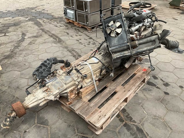 Mitsubishi dieselmotor - afbeelding 7 van  8