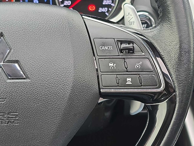 Mitsubishi eclipse cross 1.5 di-t instyle 2018 | rz-550-v - afbeelding 10 van  35