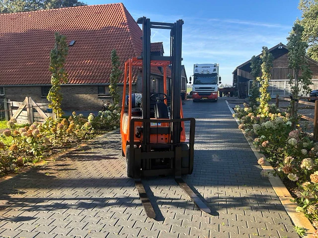 Mitsubishi eg15 vorkheftruck - afbeelding 2 van  2