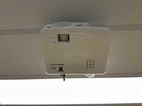 Mitsubishi ew270u beamer met scherm - afbeelding 2 van  4