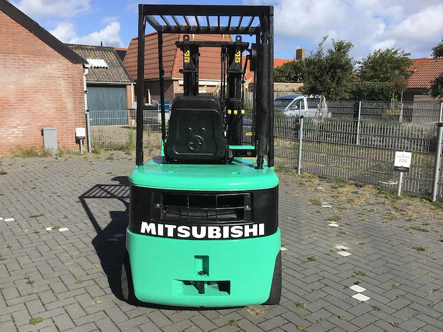 Mitsubishi fd18 vorkheftruck - afbeelding 11 van  17